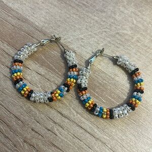ANTHROPOLOGIE BEADED EARRING
